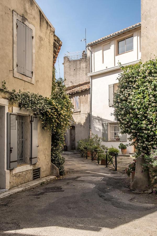 Arles Maison Petite Roquette Et Garage Eksteriør billede